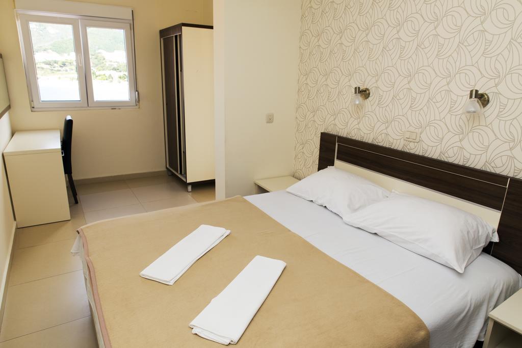 Apartamento Ponta Rafajlovići Exterior foto